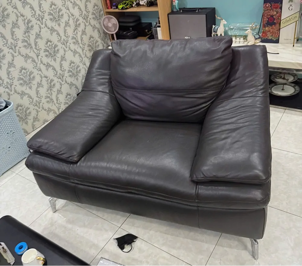 thay da cho sofa nhà a Hùng