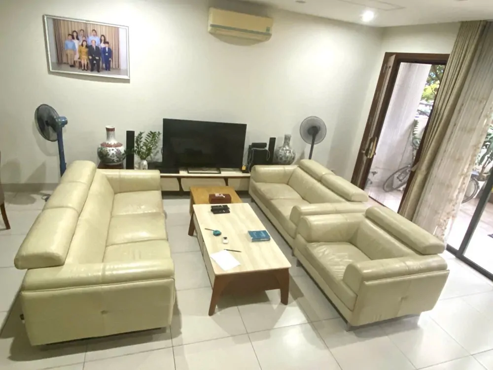 bọc lại sofa nhà chú Cường